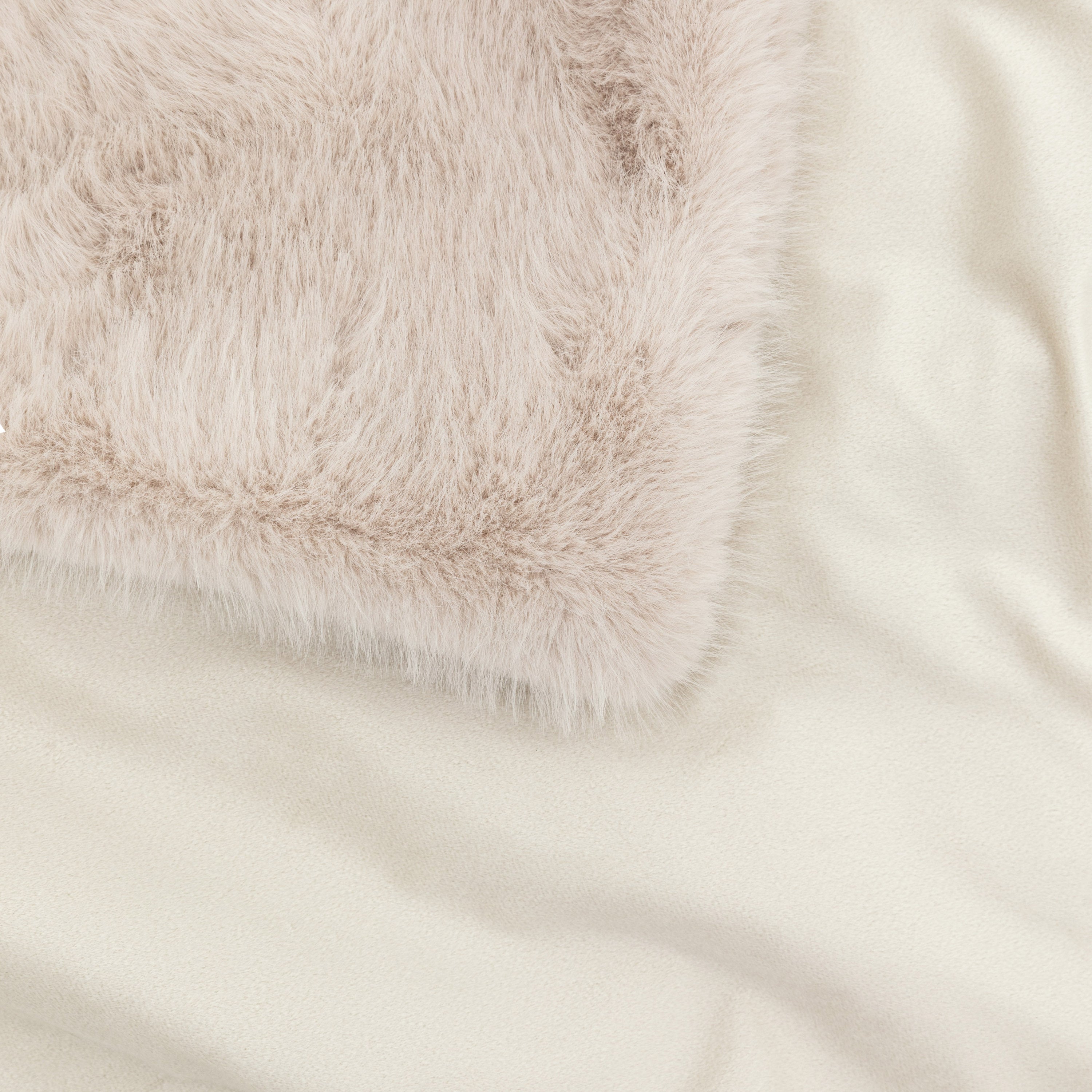 Marby Oatmeal Faux Fur Throw | Large